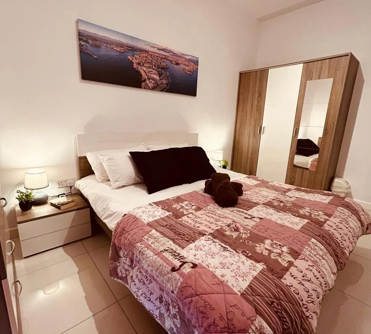 Tjs Apartments 3 Gzira